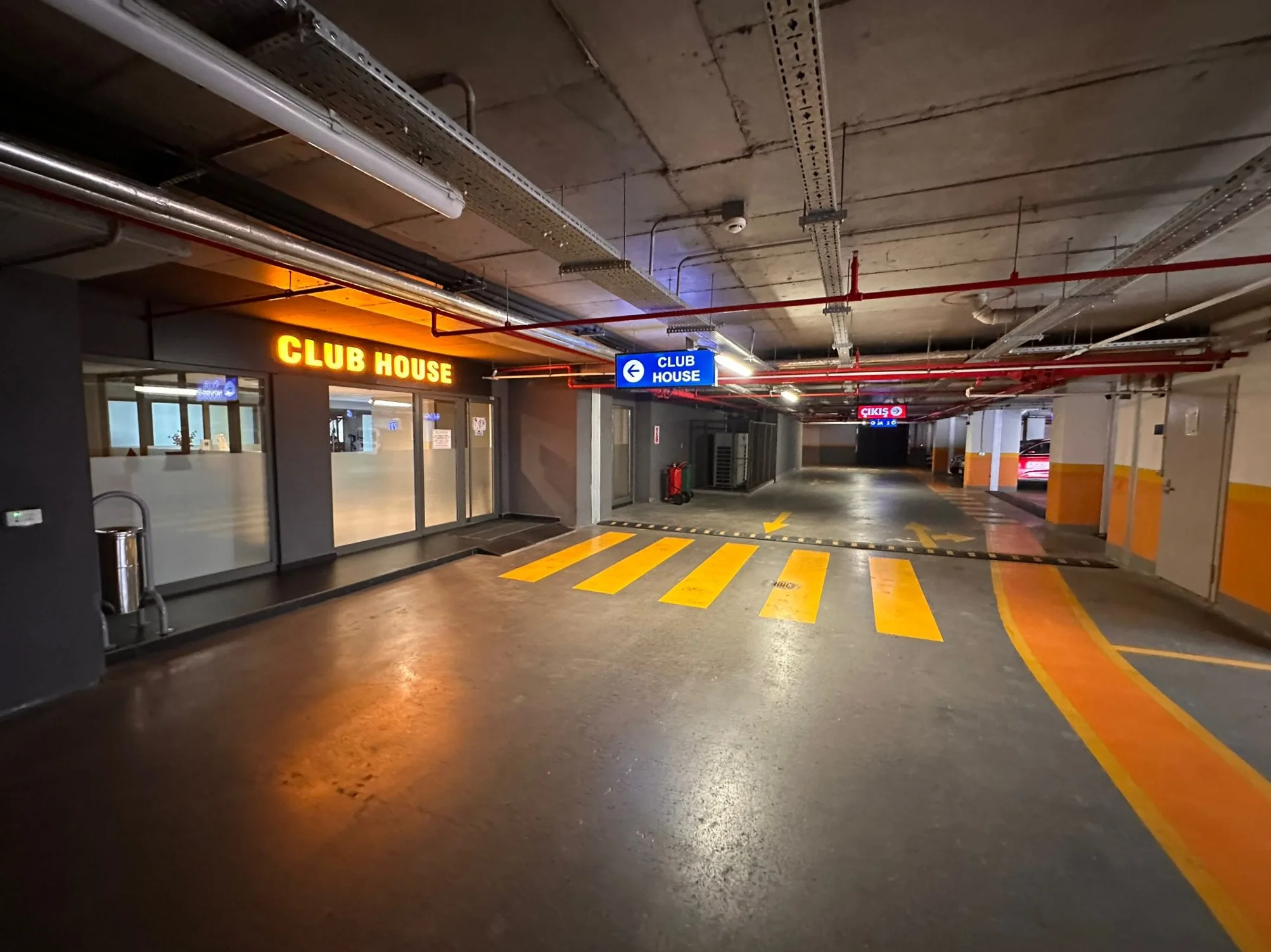 FOA'dan Avrupa Konutları 5 Göl Manzaralı Ebveyn Banyolu 2+1 Kiralık