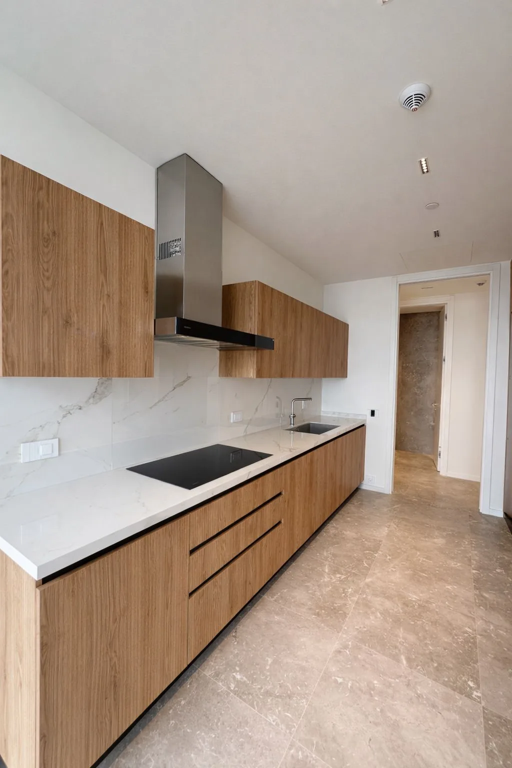 Ataköy Marina'da Full Deniz Manzaralı 2+1 Daire