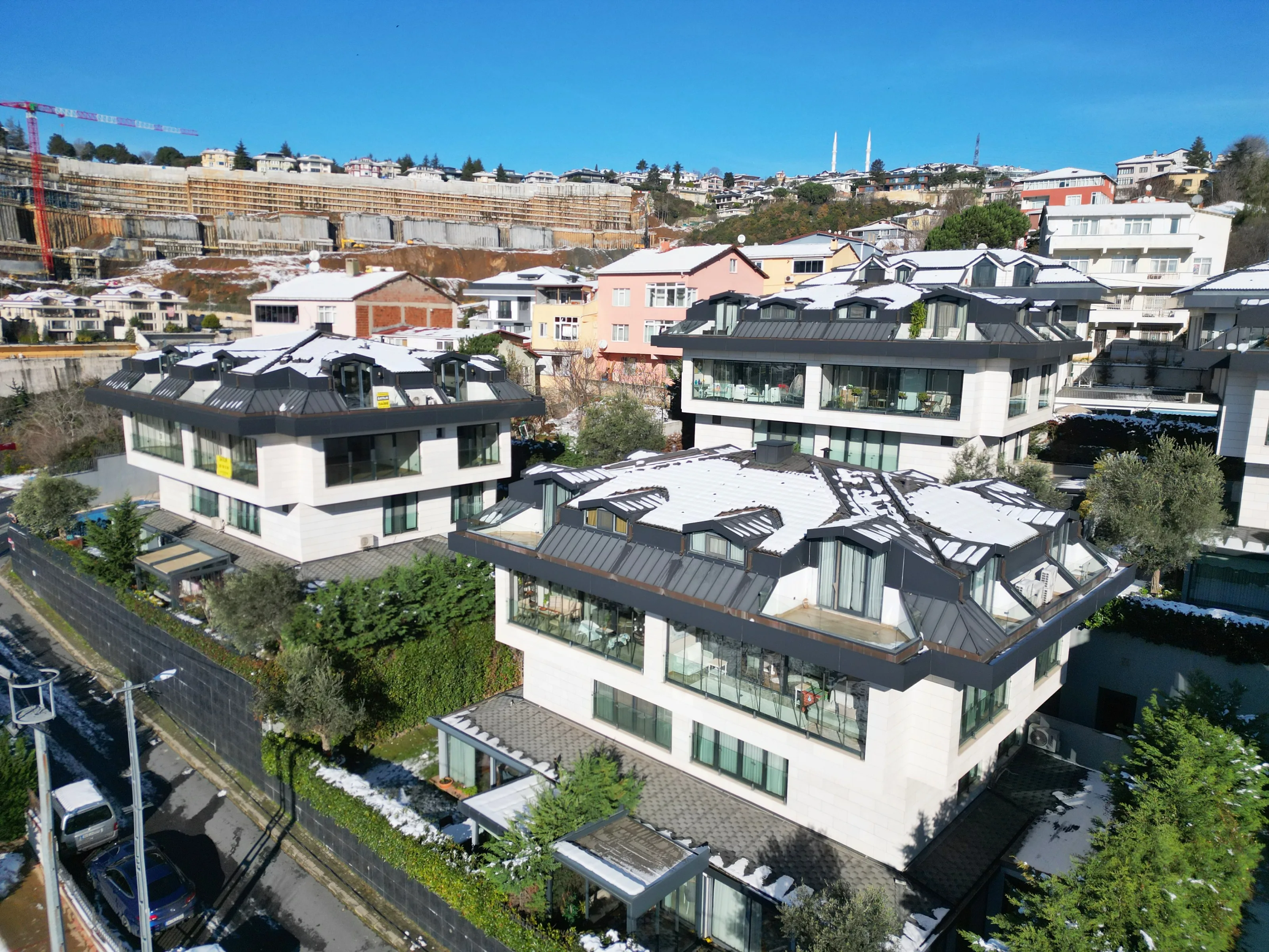 Olive Sarıyer Evlerinde Vadi Manzaralı Dubleks 4+1 Dairemiz