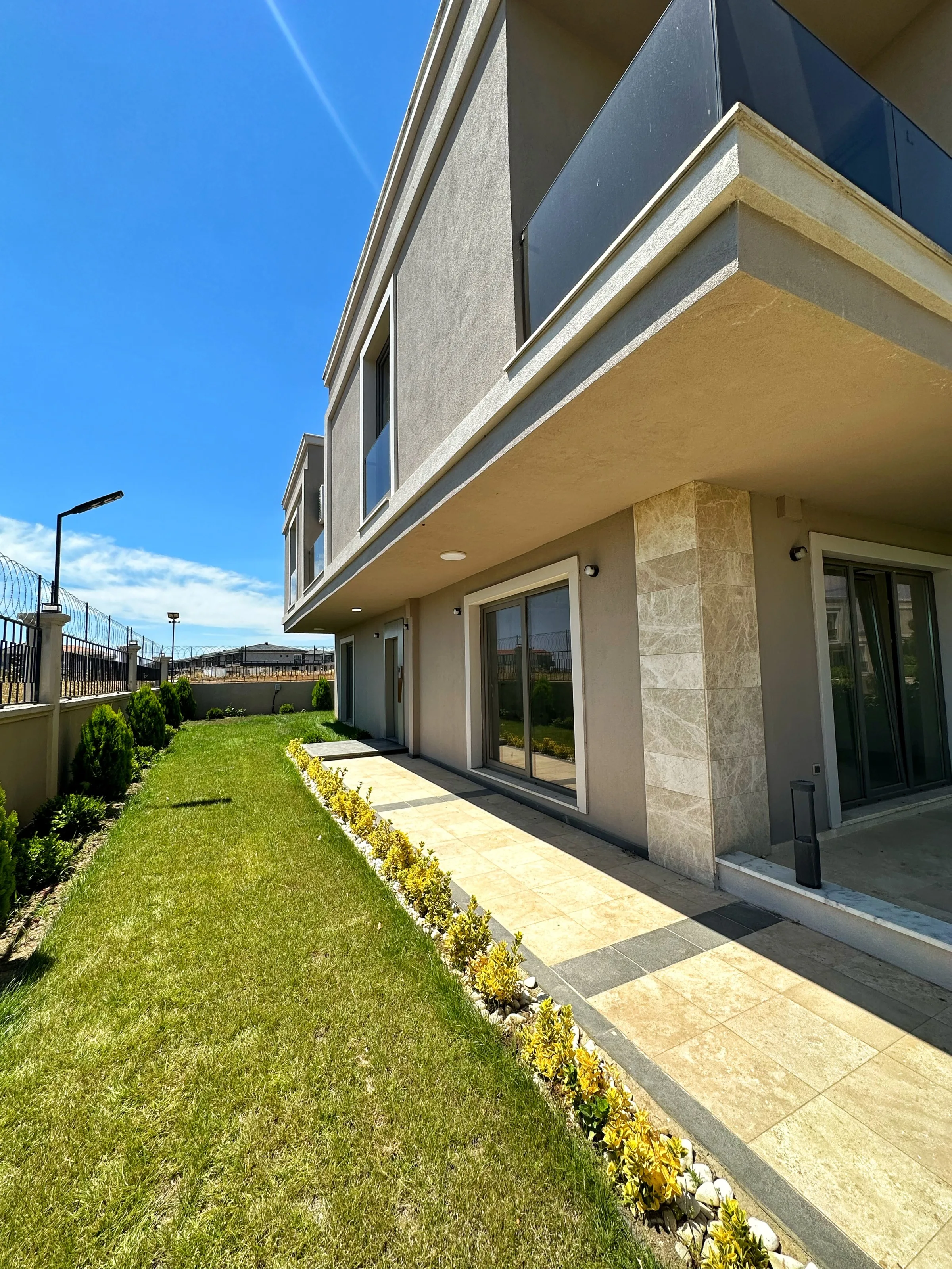 FOA'dan Selimpaşada Bütik Site İçerisinde Lüx Daireler