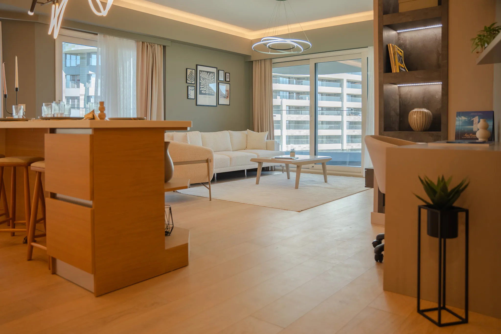 Ataköy İstanbul’da Satılık Daireler Denize Sıfır Özel Sahil Şeridi ve Marina Yakını Lüks Proje