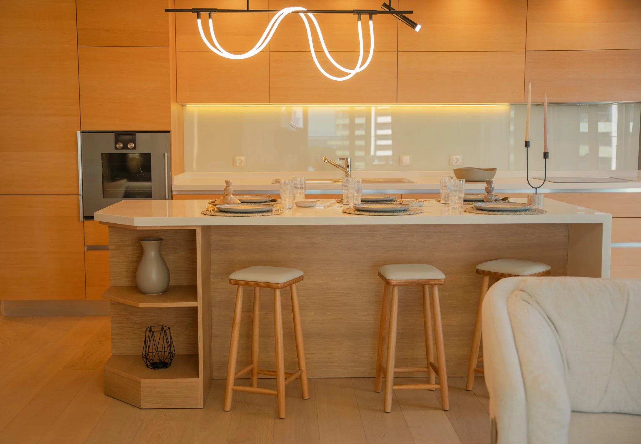 Ataköy İstanbul’da Satılık Daireler Denize Sıfır Özel Sahil Şeridi ve Marina Yakını Lüks Proje