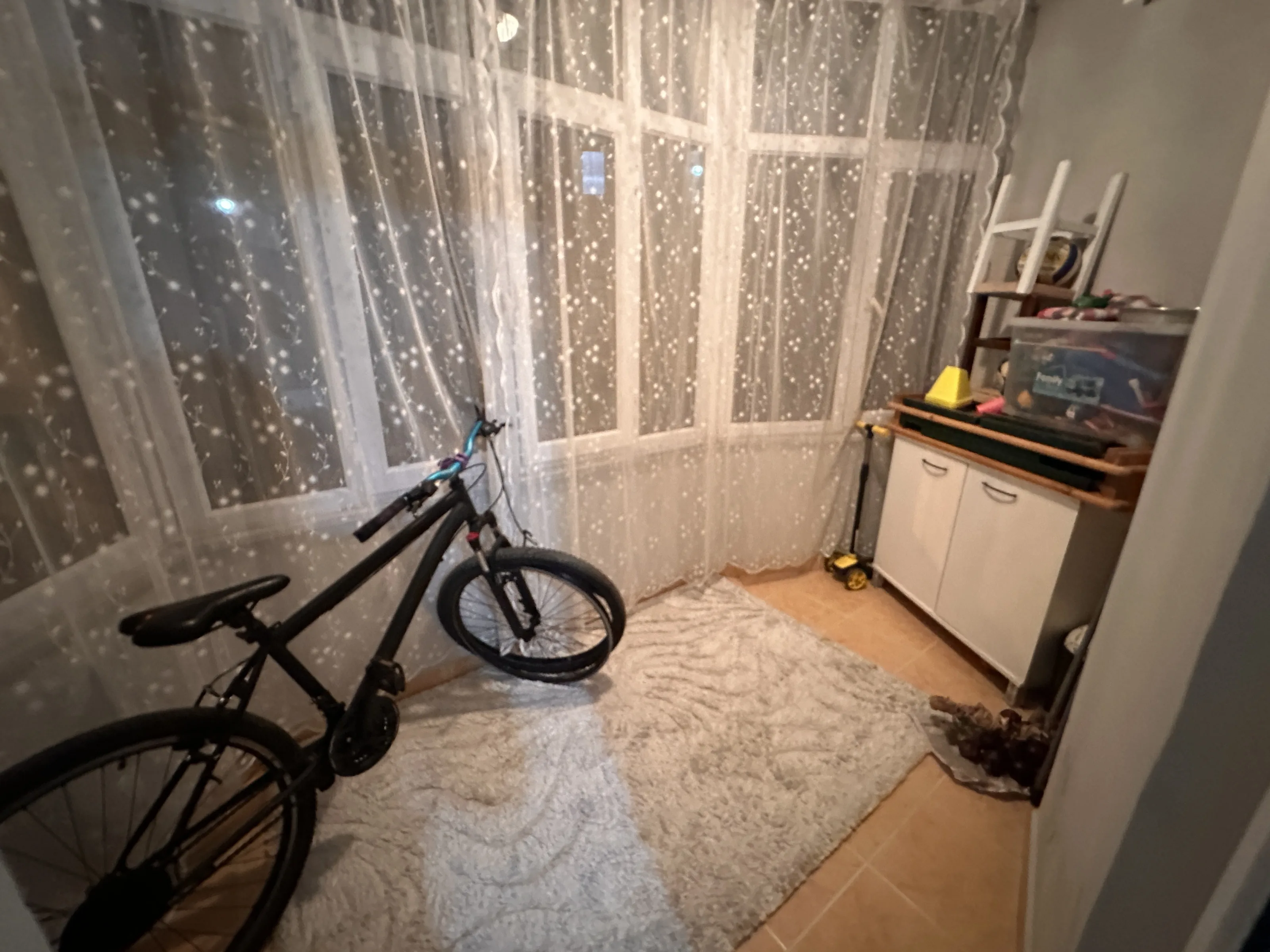 FOA'dan Siyavuşpaşa Yeni Bina Tek Daire Üzeri 3+1 135 m² Fırsat