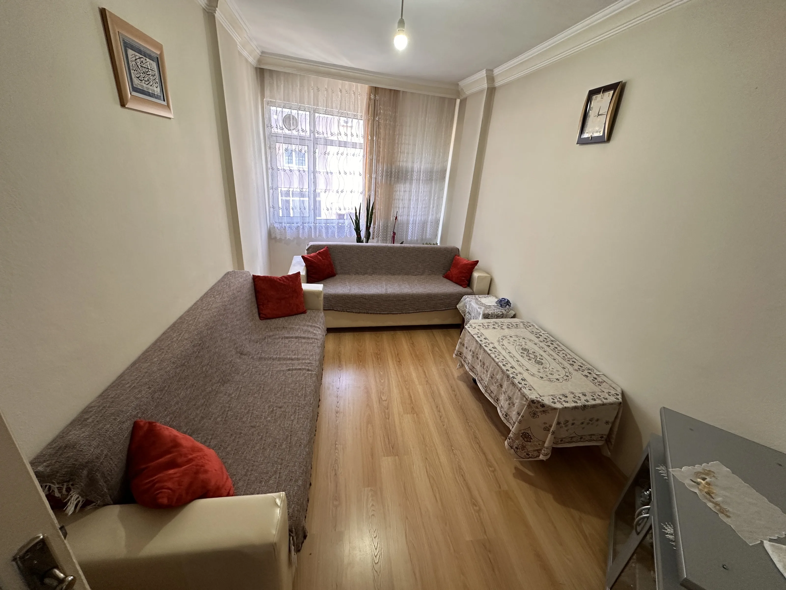 FOA'dan Hürriyet Mh. Cadde Üzeri 2+1 95 m² Satılık Fırsat Daire.