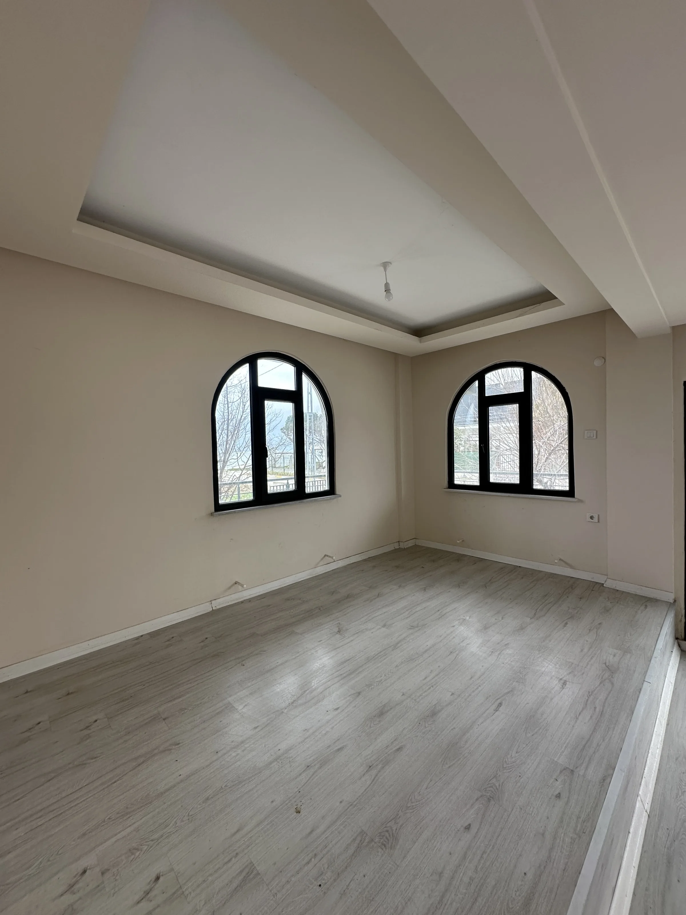 FOA'dan Silivride 4+1 Denize Sıfır Villa