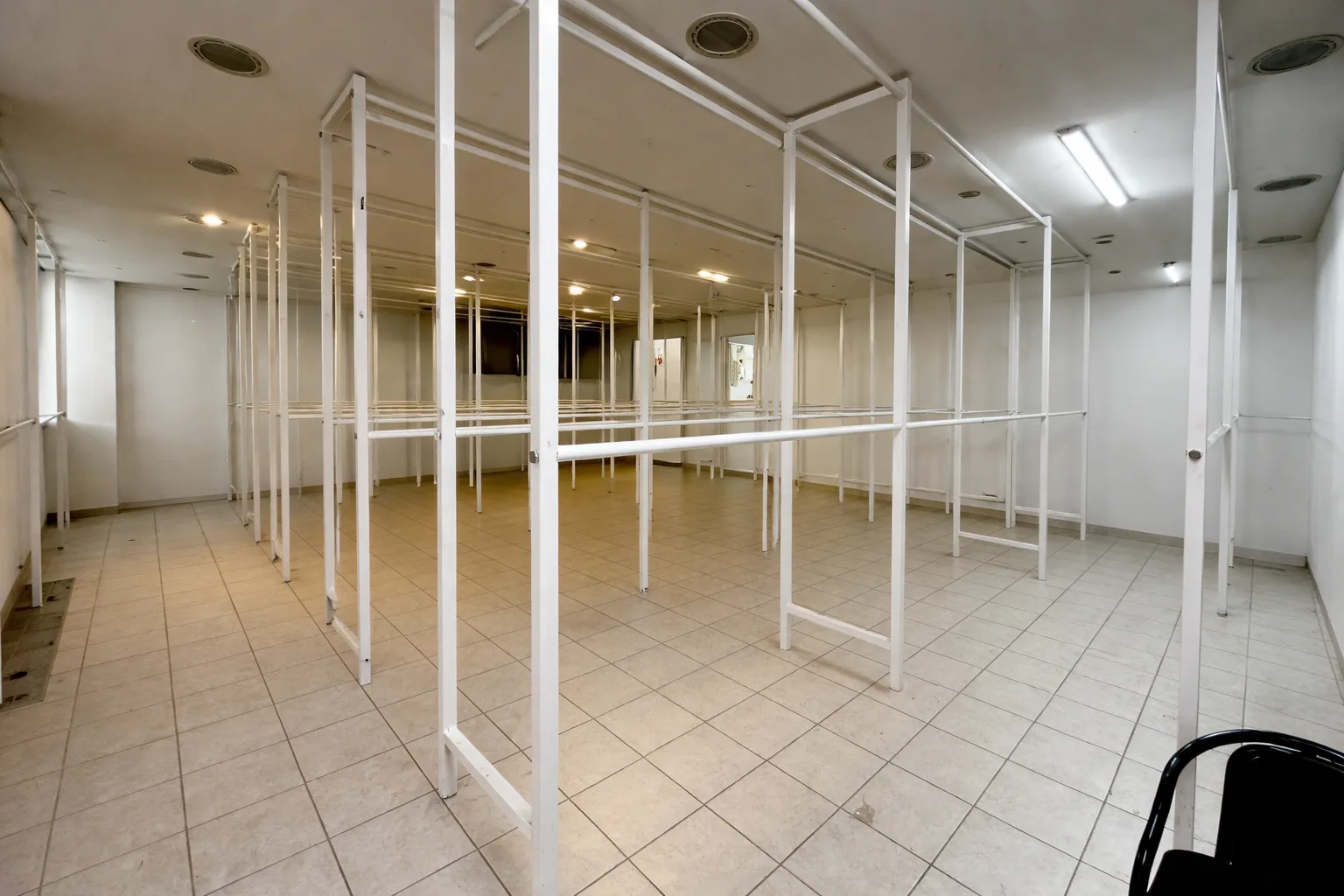 FOA'dan Şişli Meşrutiyet’te 240 m² Depolu Satılık Dükkan | Merkezi Konum